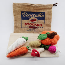 Load image into Gallery viewer, Knitted Veggie Set (6 pcs) - Ollie and Mia
